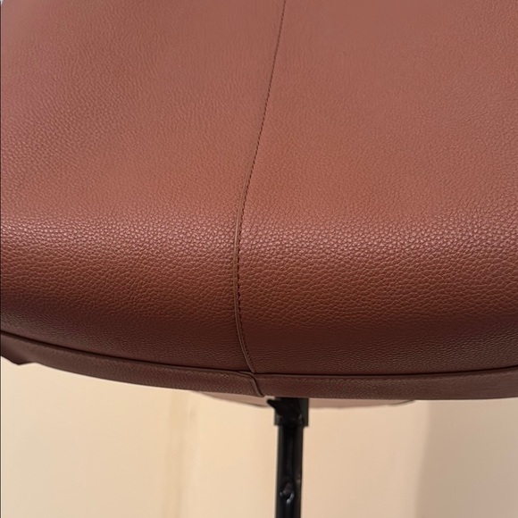 Large Leather Bag - Picture 16 of 16